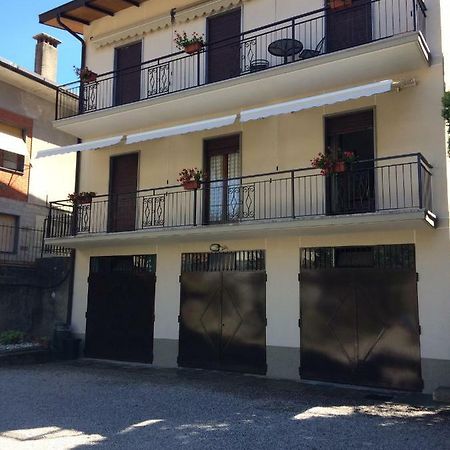 Betty'S House Apartment Mandello del Lario Luaran gambar