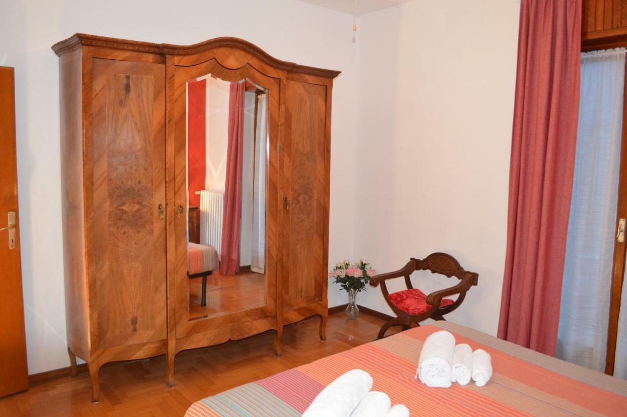 Betty'S House Apartment Mandello del Lario Luaran gambar