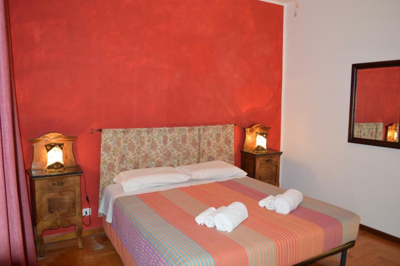 Betty'S House Apartment Mandello del Lario Luaran gambar